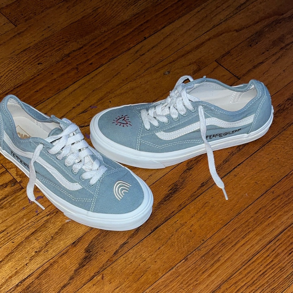 Vans Green and White Casual Old SKool Sneakers - Picture 3 of 6